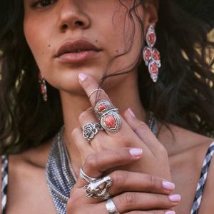 Beau Cocktail Ring in Vintage Silver - view 2