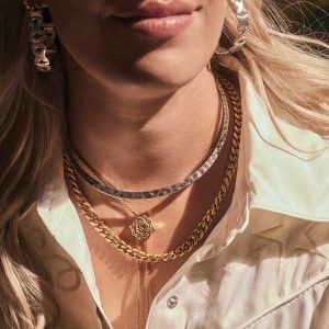 Keziah Vintage Gold Link and Chain Necklace - alternate view